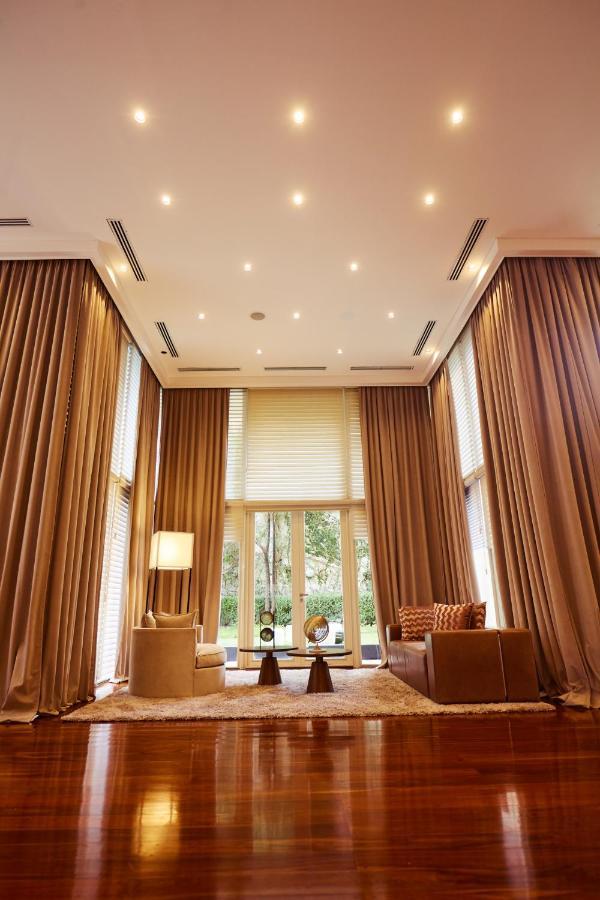 Hotel Grand Brizo Comahue à Neuquén Extérieur photo