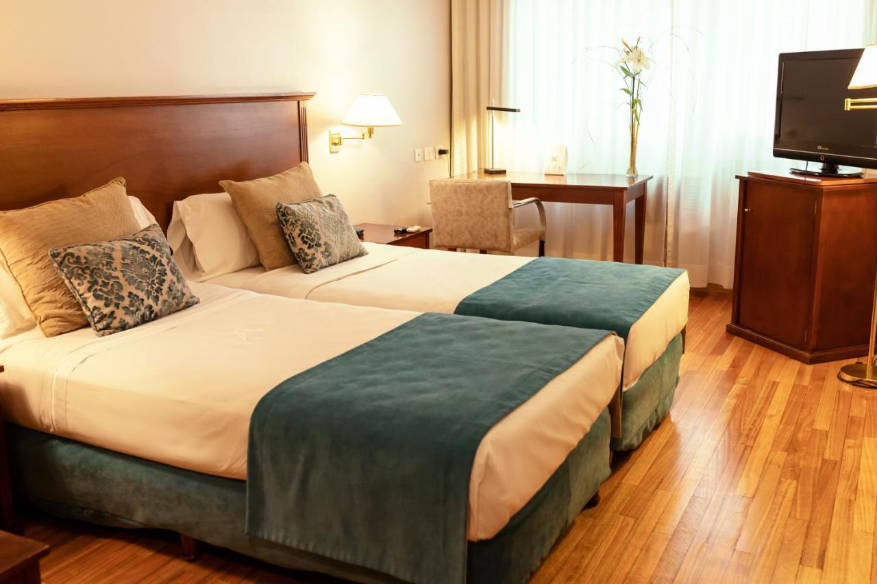 Hotel Grand Brizo Comahue à Neuquén Extérieur photo