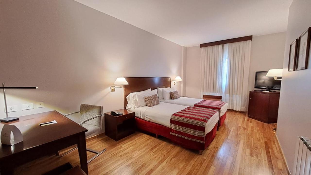 Hotel Grand Brizo Comahue à Neuquén Extérieur photo