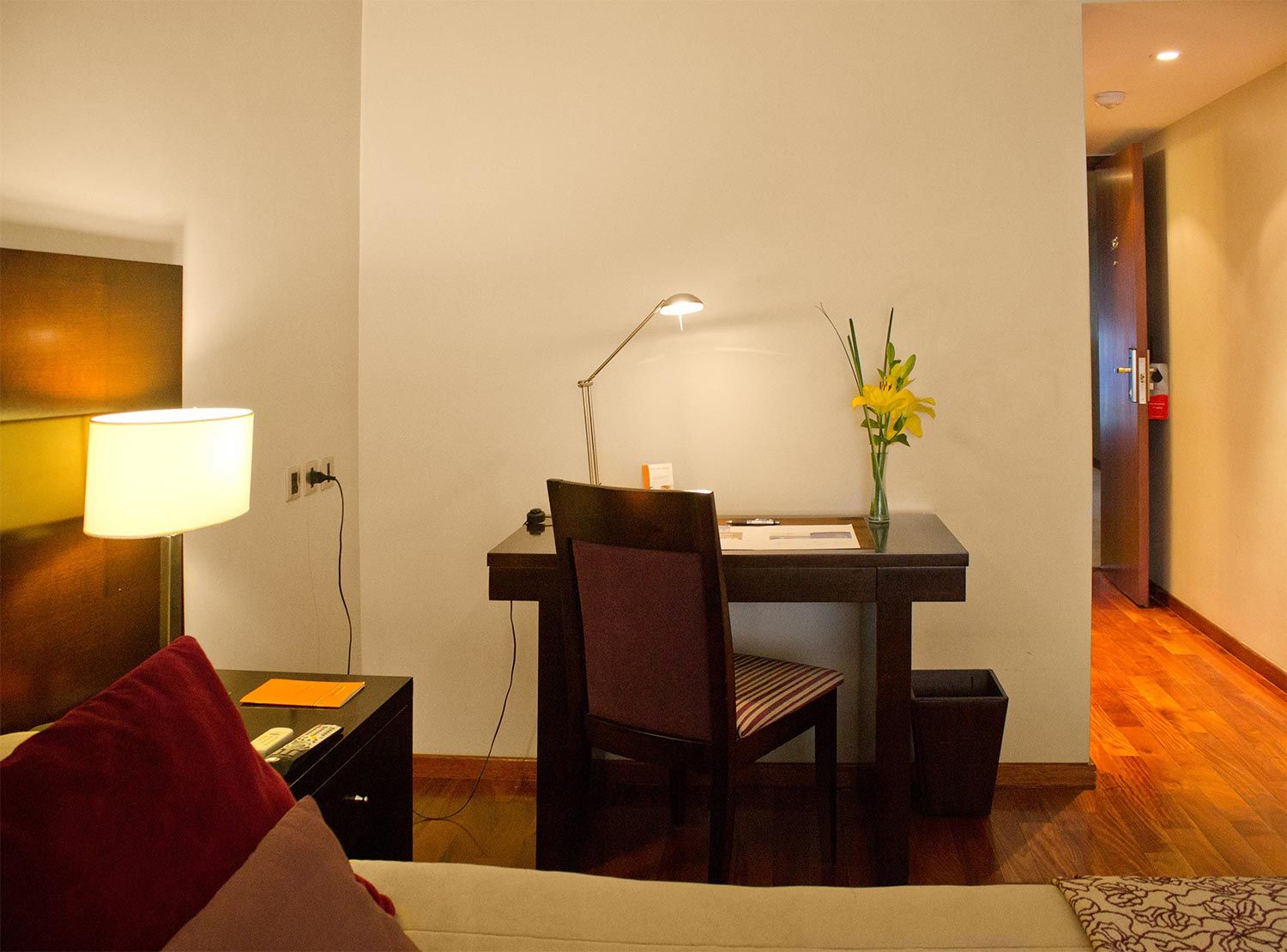 Hotel Grand Brizo Comahue à Neuquén Extérieur photo